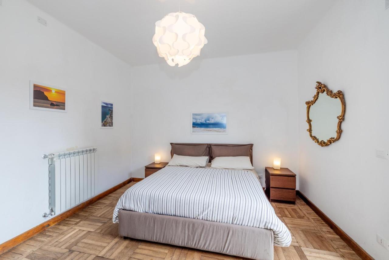 Casa Romeo Appartamento Con Posto Auto Finale Ligure Exterior foto